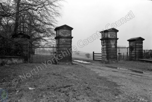 Lofthouse Gate, Harewood Estate